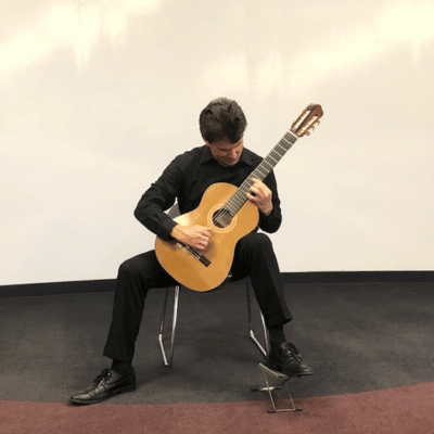 Classical Guitarist Peter Fletcher playing the guitar